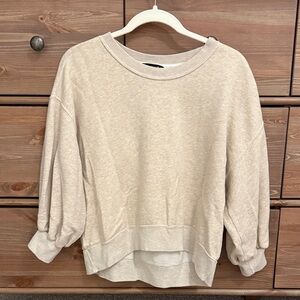 Abercrombie and Fitch - Casual Cream Sweatshirt